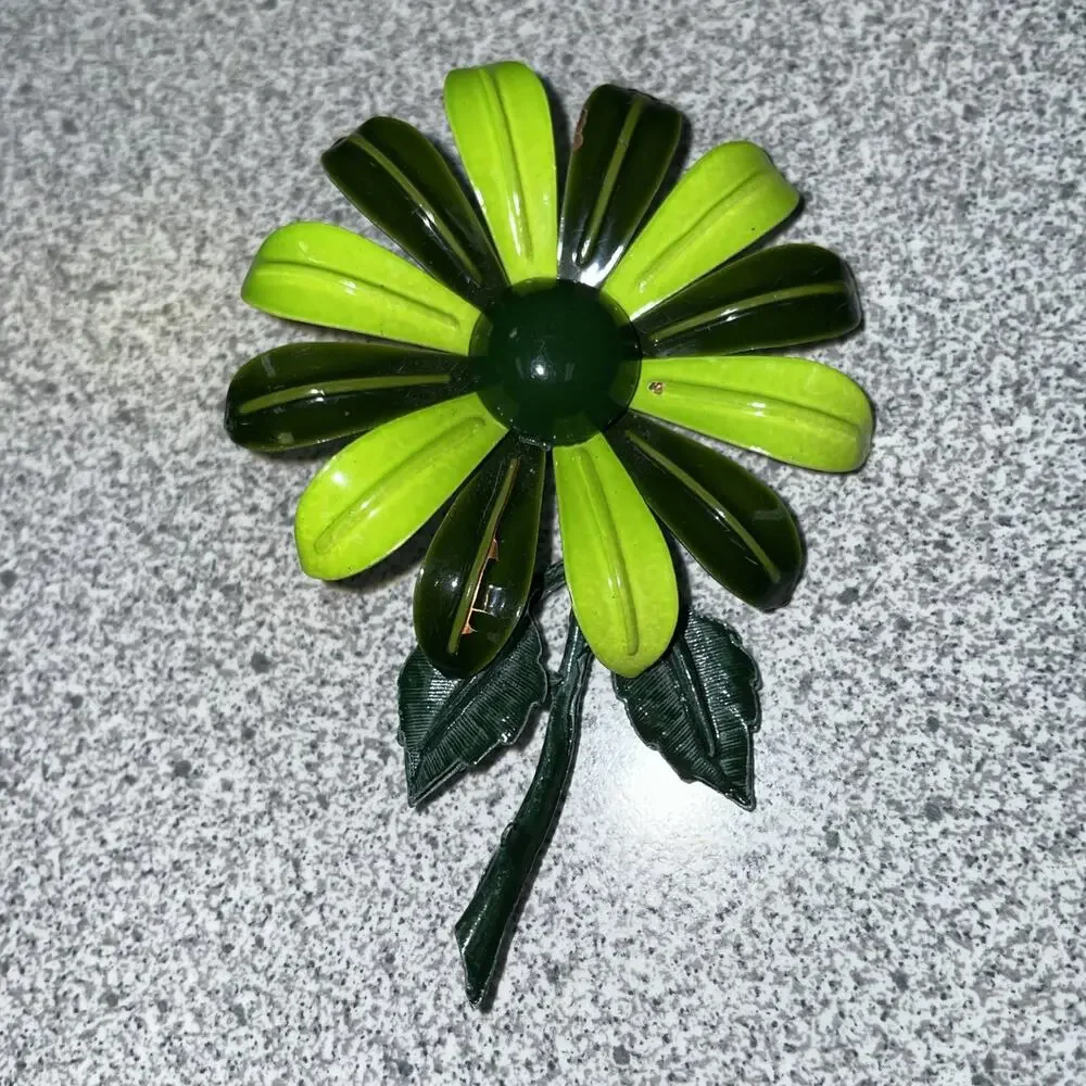 Vintage 1960s Green Daisy Flower Brooch Large Retro Mod Statement Pin